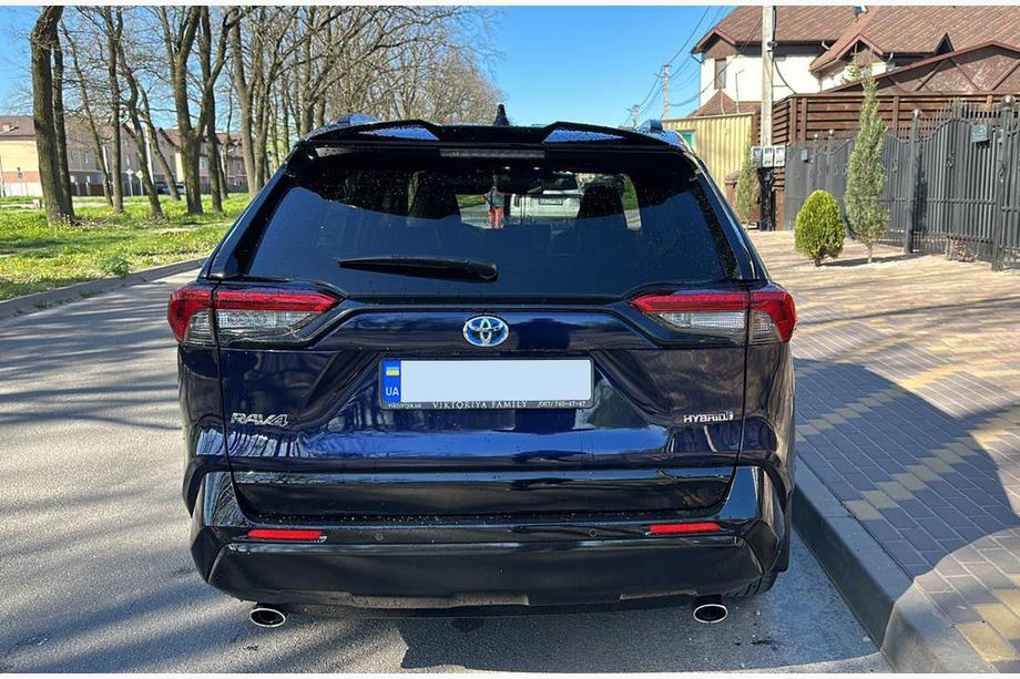 Toyota Rav 4 2019–2025 Spoiler (svart) Image