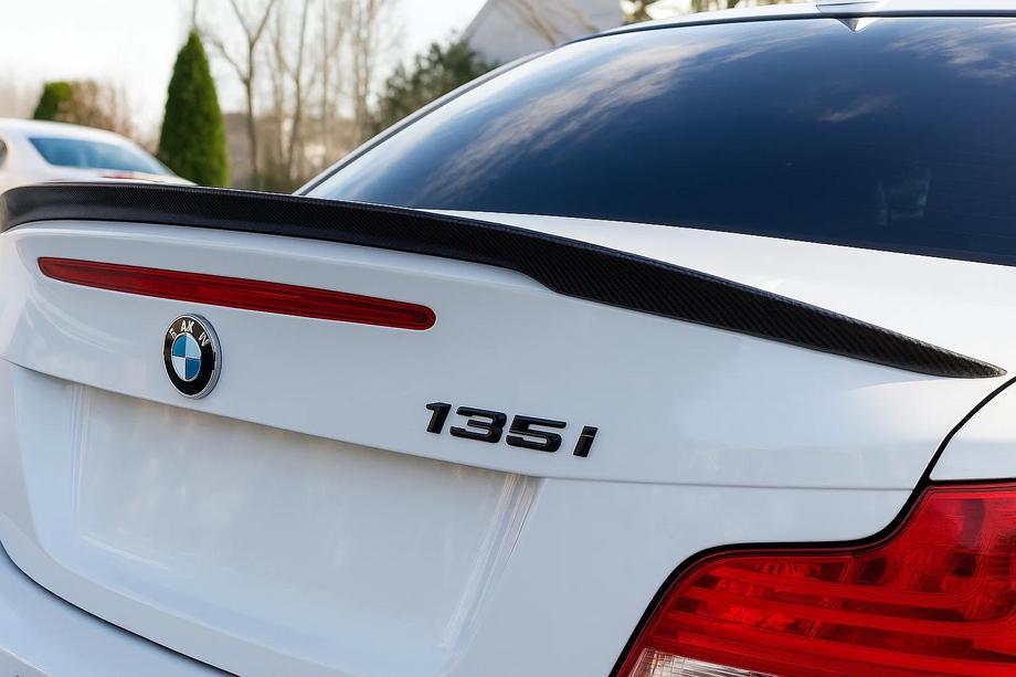 BMW 1-serie E81/E82/E87/E88 2004–2011 Lipspoiler (för E82, svart) Image