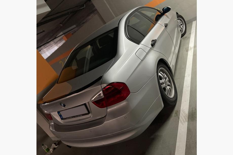 BMW 3-serie E90/E91 2005–2011 Spoiler HongHang V2 (ABS, blanksvart) Image