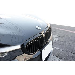 Njurgrill 1 Bar (2017-2020, svart högglans) BMW 5-serien G30/G31 2017–2023 foto 1
