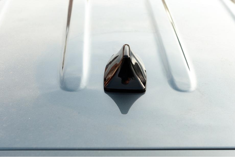 Shark fin-takantenn (svart, ABS) Foto 7