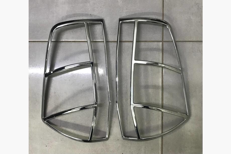 Chery Tiggo 1 2005–2016 REA! Kromade bakljuskåpor Libao 2012-2014 (2 st, plast) Image