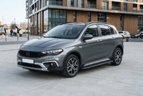 Fiat Tipo Cross 2021– Sidosteg Bosphorus Black (2 st, aluminium) foto 1