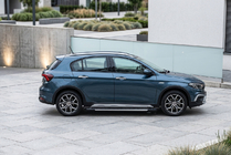 Fiat Tipo Cross 2021– Sidosteg RedLine (2 st, aluminium) foto 1