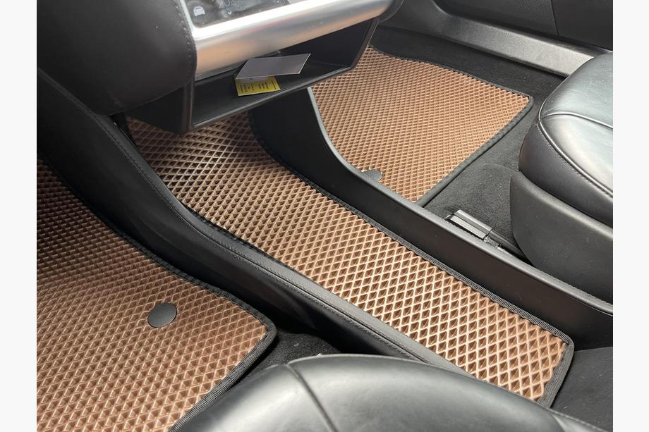 Tesla Model S 2012– EVA bilmattor (2012-2021, tegelröda) Image