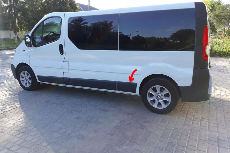 Renault Trafic 2001–2015 Original begagnad dörrlist (L4) Image