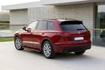 Volkswagen Touareg 2018– Sidosteg Maya Red (2 st, aluminium) foto 1