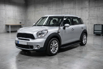 Mini Countryman R60 2010–2017 Sidosteg Tayga Black (2 st, aluminium) foto 1