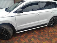 Skoda Karoq 2018– Sidosteg OEM V2 (2 st, aluminium) foto 1