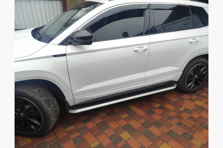 Skoda Karoq 2018– Sidosteg OEM V2 (2 st, aluminium) Image