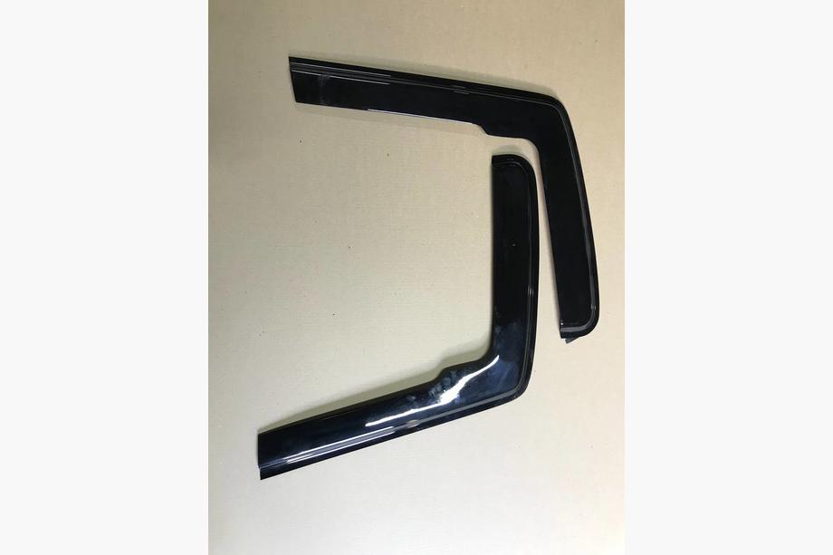 Mercedes Sprinter W906 2006–2018 NEDSATT! Självhäftande vindavvisare för sidorutor (2 st, HIC) Image