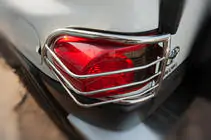 Toyota FJ Cruiser 2006–2022 Bakljusskydd i rostfritt stål (2 st) foto 4