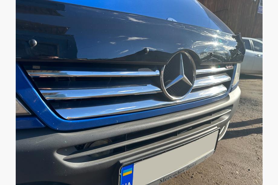 Mercedes Sprinter W901/902/903/904/905 1995–2006 Breda grillöverlägg (2002-2006, 6 delar, rostfritt) Image